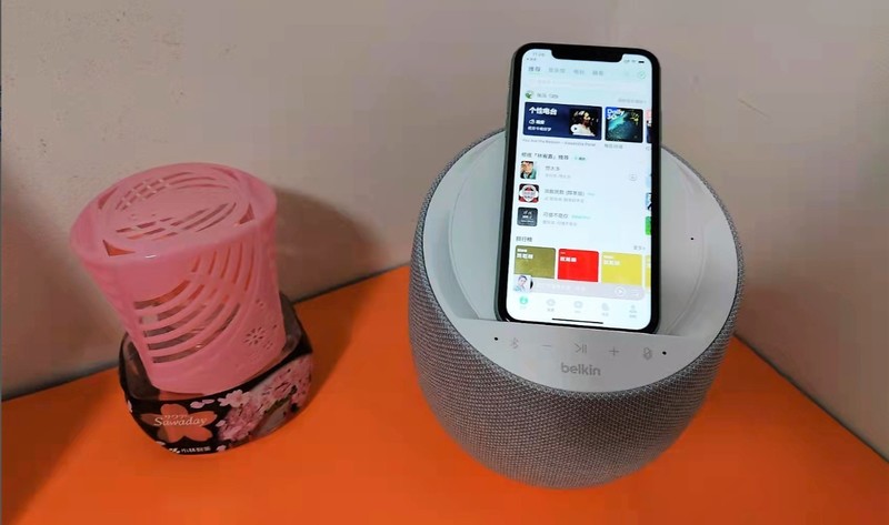 品冠代言！贝尔金帝瓦雷智能无线充电音箱评测：苹果用户极致便捷