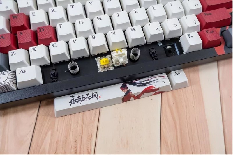 联名永劫无间，手感优秀，灯光酷炫，血手幽灵S98机械键盘体验