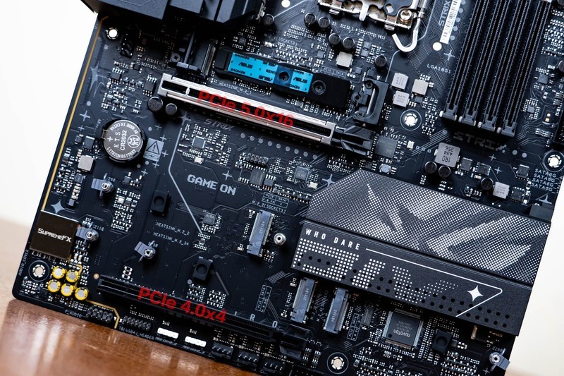 电竞基因与赛博美学，华硕ROG STRIX B860-F GAMING WIFI全面体验