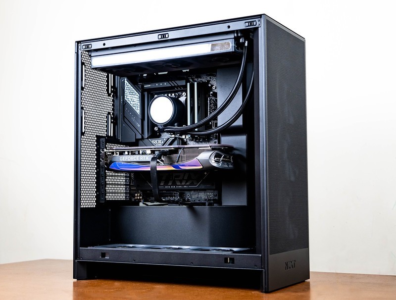 电竞基因与赛博美学，华硕ROG STRIX B860-F GAMING WIFI全面体验