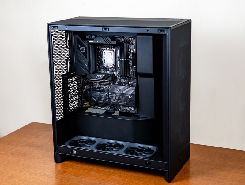 电竞基因与赛博美学，华硕ROG STRIX B860-F GAMING WIFI全面体验