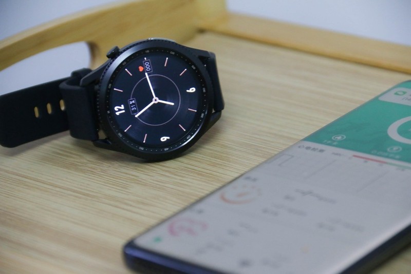 戴在手腕上的体检小护士，dido血压心电图E10智能手表体验