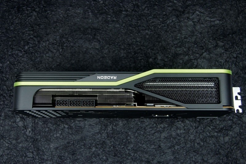 AMD卡皇来袭，华擎RX 6950XT OCF开箱评测