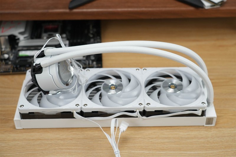 Thermaltake The Tower 600评测：全能机箱，姿态万千，怎么装都吸睛