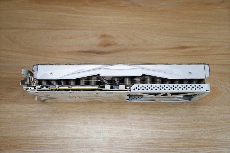 Thermaltake The Tower 600评测：全能机箱，姿态万千，怎么装都吸睛