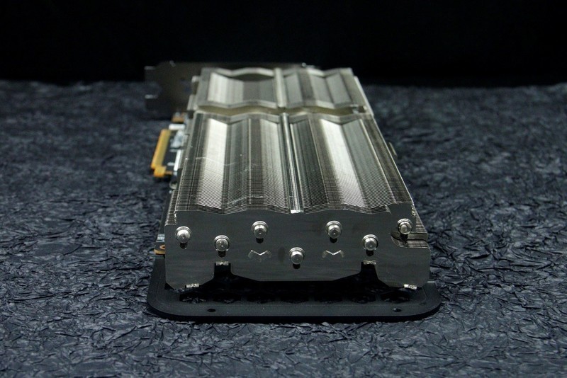 AMD卡皇来袭，华擎RX 6950XT OCF开箱评测