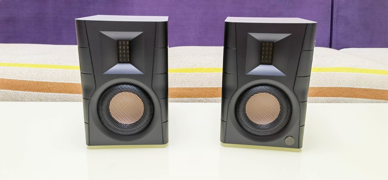 千元以下唯一拥有等磁场带式高音的惠威D100音箱，能不能听个响？