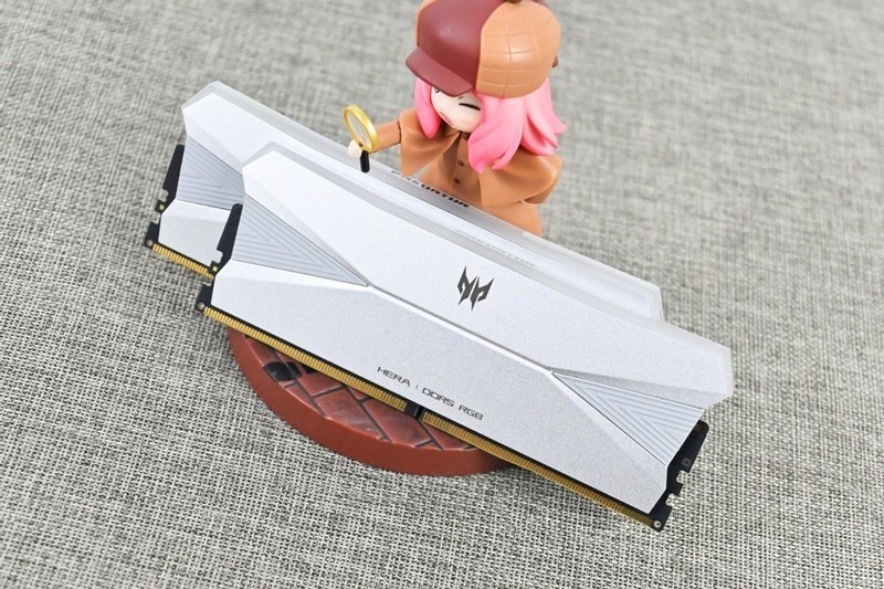 宏碁掠夺者Hera影锋DDR5 6800 32G内存套装试玩：8000MHz+时代来临