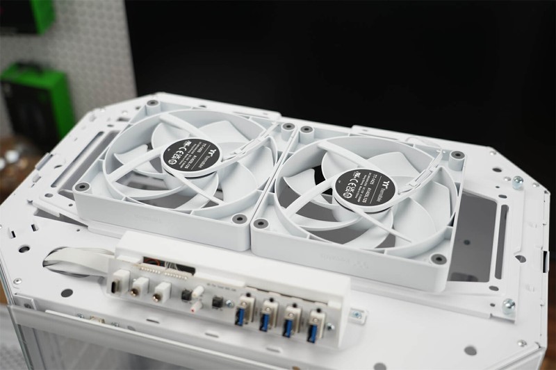 Thermaltake The Tower 600评测：全能机箱，姿态万千，怎么装都吸睛