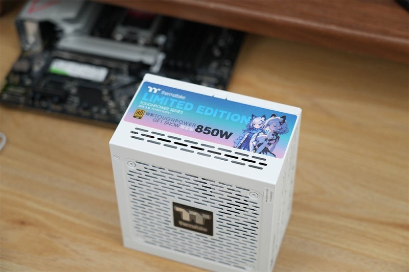 Thermaltake The Tower 600评测：全能机箱，姿态万千，怎么装都吸睛