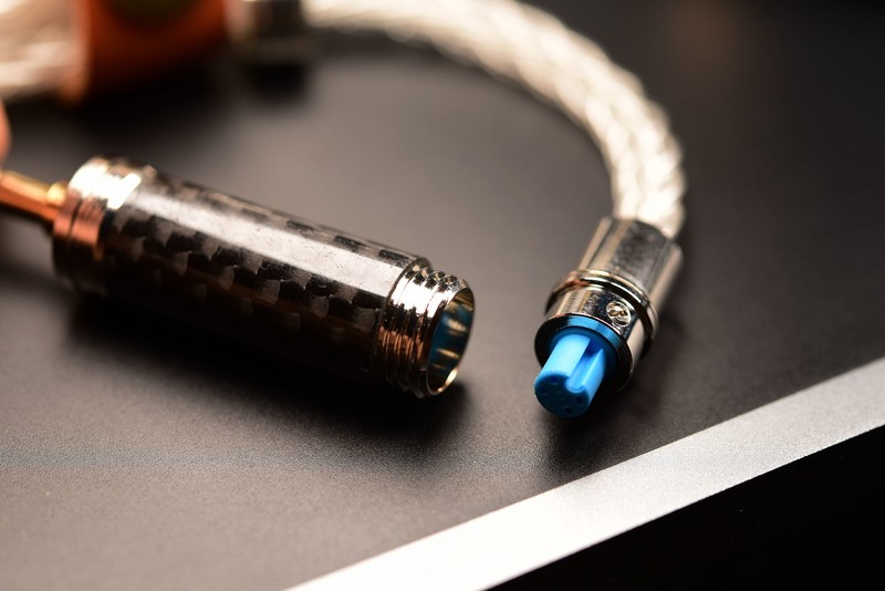 来自11单元圈铁静电的退烧诱惑！SWEEAR 旗舰SR11试听