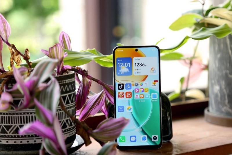 千元级智能手机如何选？小金刚荣耀 Play9T分享