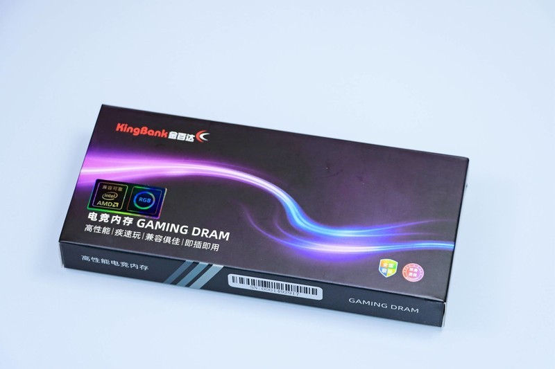 稳超 DDR4 3733 C18，金百达幻光 RGB DDR4 3600 8G*2 上机实测