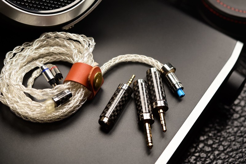 来自11单元圈铁静电的退烧诱惑！SWEEAR 旗舰SR11试听