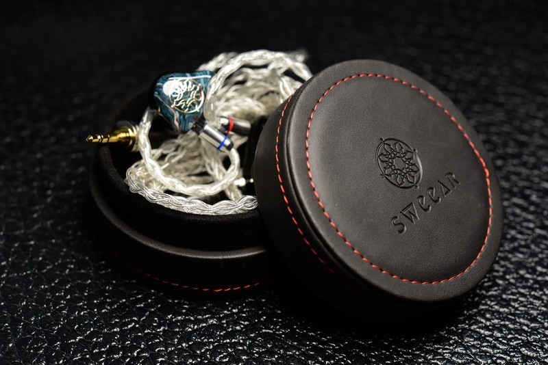 来自11单元圈铁静电的退烧诱惑！SWEEAR 旗舰SR11试听