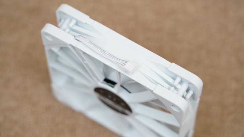 让爱机安然度过炎夏，超频三 DE360一体式水冷散热器体验分享