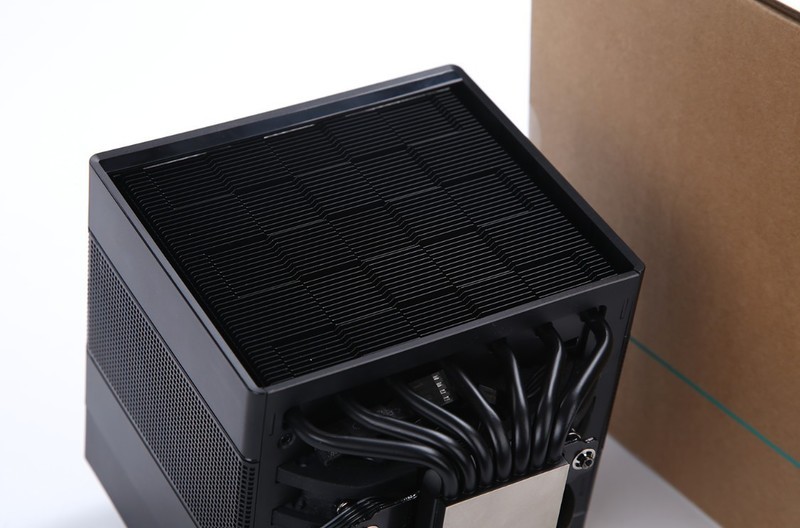 颜值、性能、静音拉满还不够？双模九州风神阿萨辛4旗舰风冷简测