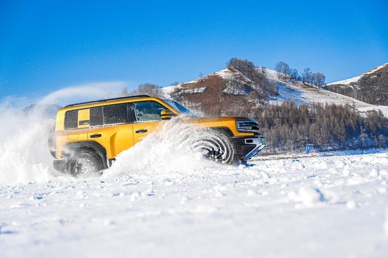 松花江上过大年！无惧严寒挑战的比亚迪助力冰雪盛宴