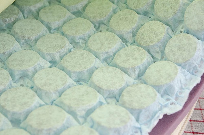 栖作奇遇小弹垫评测，原来睡眠好不好还得看床垫