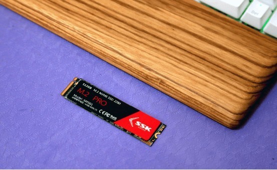 有好配置却还是机械硬盘？趁618入手Nvme体验飞一般的感觉