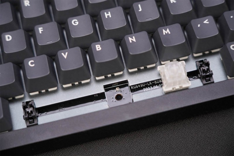 高效能触发，顺滑手感，玩游戏更尽兴--醉鹿A75磁轴键盘分享