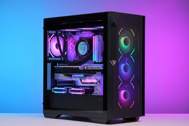 终于入手i7-14700K之后，搭配4080+先马坦克5攒了台黑色硬核主机