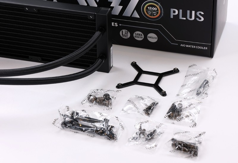 终于入手i7-14700K之后，搭配4080+先马坦克5攒了台黑色硬核主机