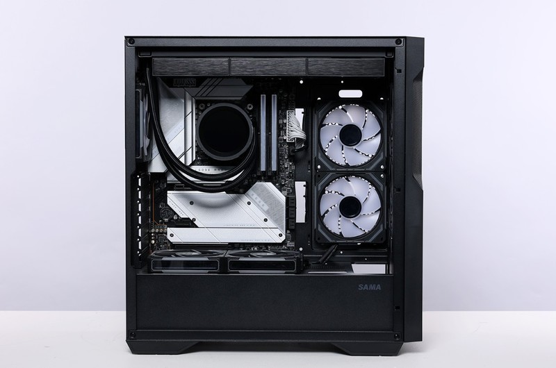 终于入手i7-14700K之后，搭配4080+先马坦克5攒了台黑色硬核主机