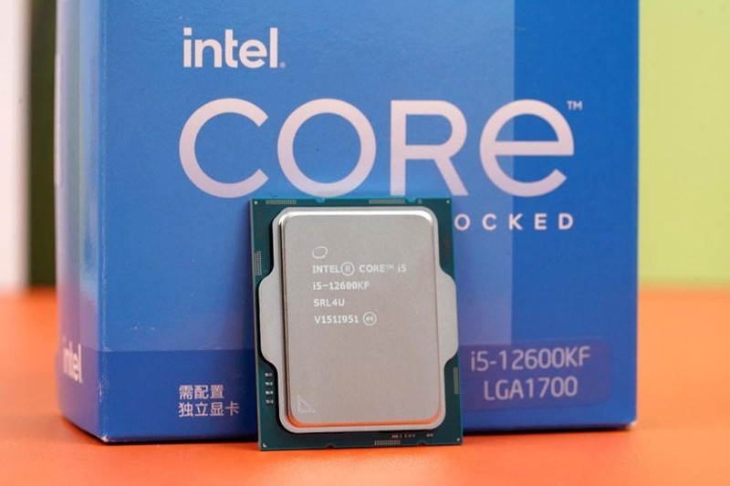 双U深度解析：12600KF大战7500F，助你选对创作与游戏利器！