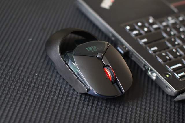 欲善其事，必利其器：雷柏VT960S游戏鼠标上手玩