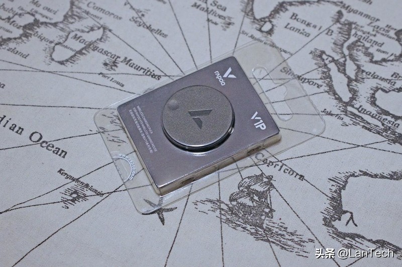 轻快竞击，双模通用：雷柏 Rapoo VT9 游戏鼠标体验