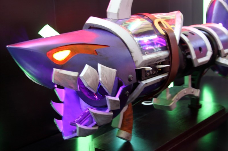 英雄联盟全球总决赛冠军选手Baolan与众多SG惊艳Chinajoy金士顿展台