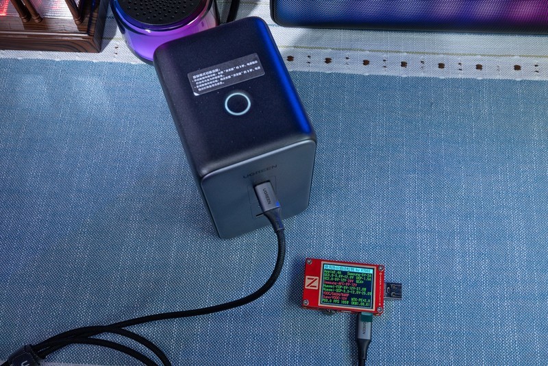 不是显卡买不起，而是桌搭更有性价比，桌面好物绿联200W智充魔盒