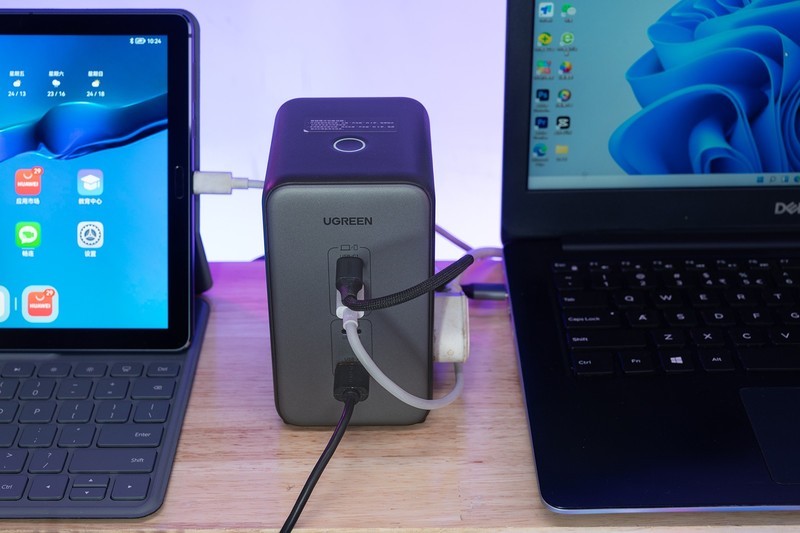 不是显卡买不起，而是桌搭更有性价比，桌面好物绿联200W智充魔盒