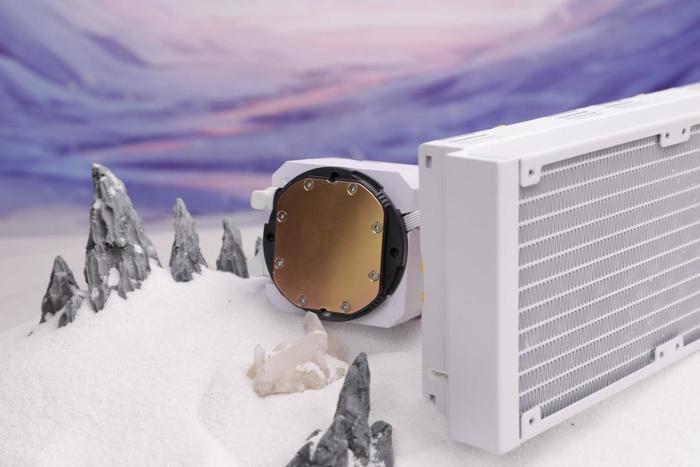 夏天随便玩也不会热，炽果宙斯XT360一体式水冷散热器评测