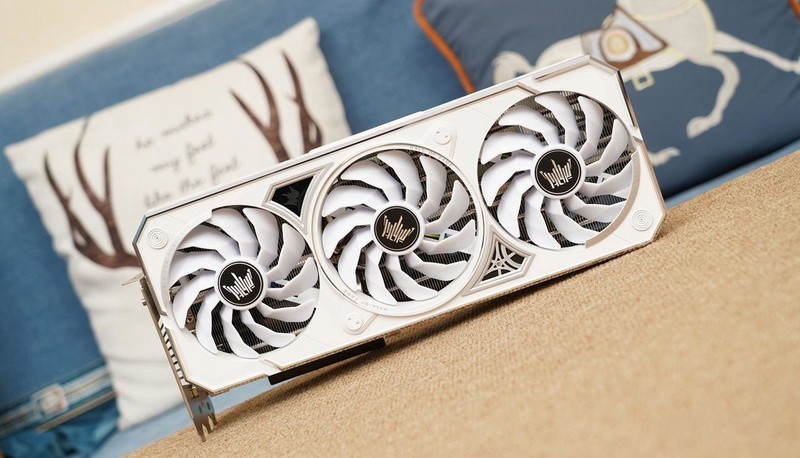 新一代游戏之王？AMD 锐龙7 9800X3D、Intel i9 14900K对比评测