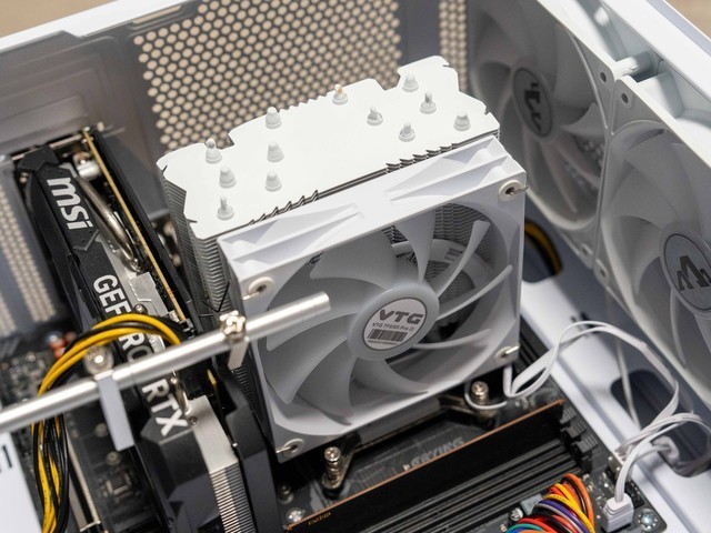 到手就能轻松畅玩，微星AEGIS宙斯盾S主机体验分享