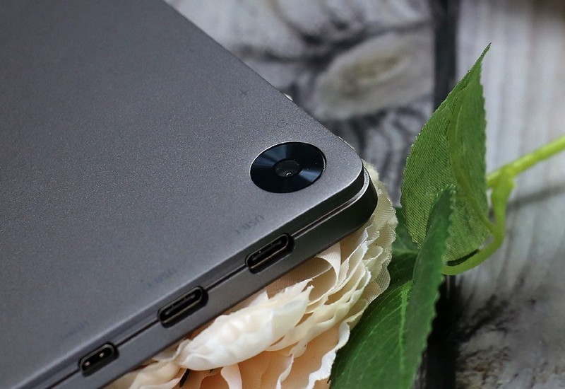 便携设计造型精致，酷比魔方iWORK GT二合一平板开箱篇