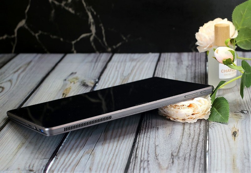 便携设计造型精致，酷比魔方iWORK GT二合一平板开箱篇