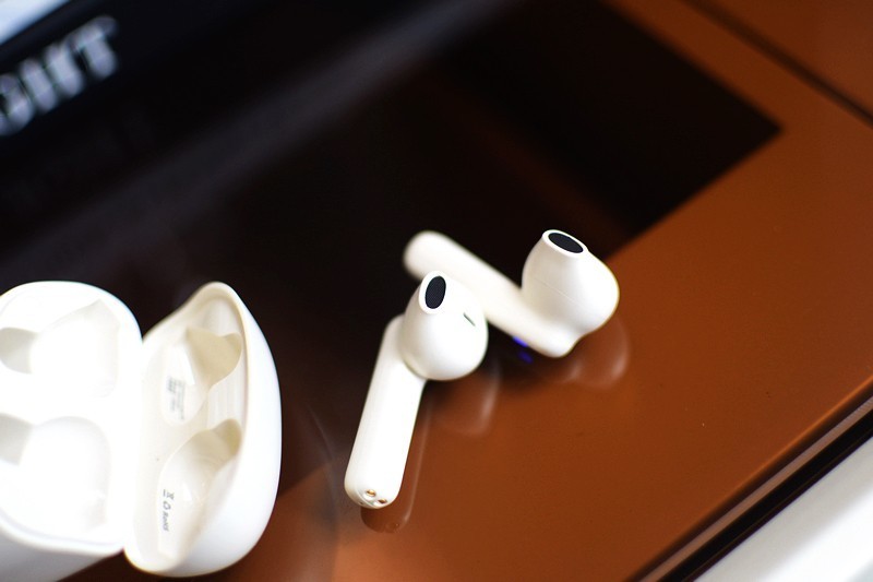 0.06S的超低延时 蓝牙5.4耳机 BarbetSound Buds T60