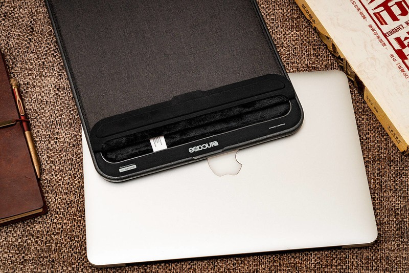 纠结许久最终下手，INCASE EO Travel Backpack：这个背包太能装了