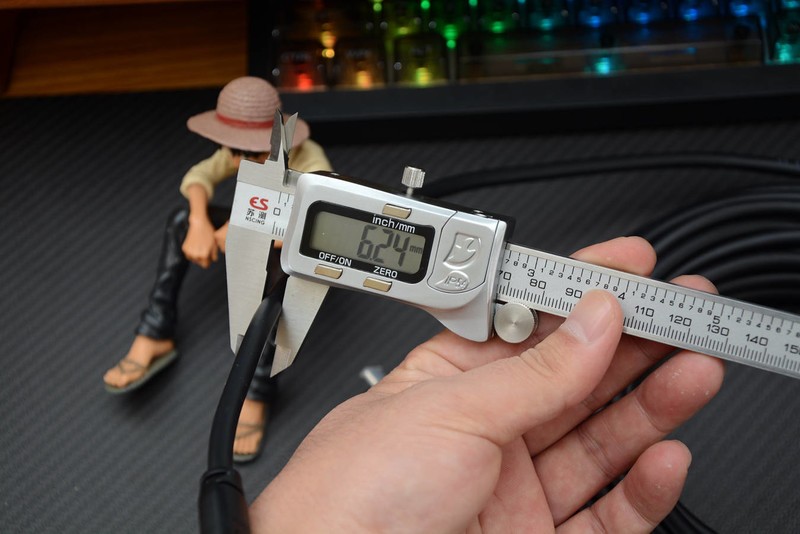 10Gbps速率、PD60W快充，长芯-盛C-C全功能混合光纤线15米稳定传输