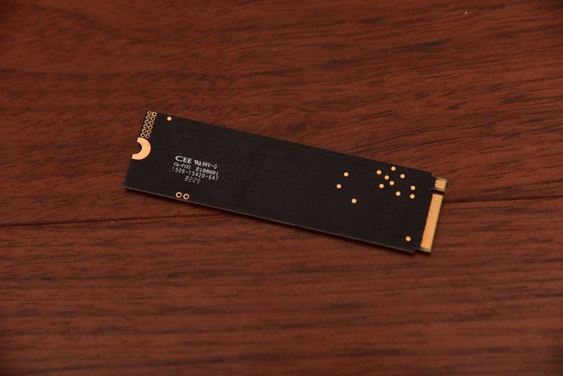 来自服务器血统的游戏主板—美超微C9Z790-CGW，打游戏怎么样？