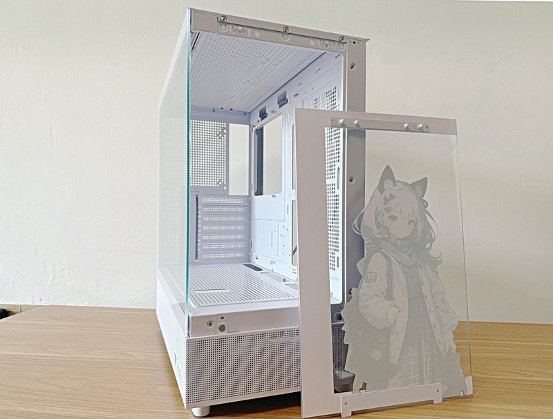 物美价廉，元气满满，钢影 透S限定版可能是你找的那款机箱