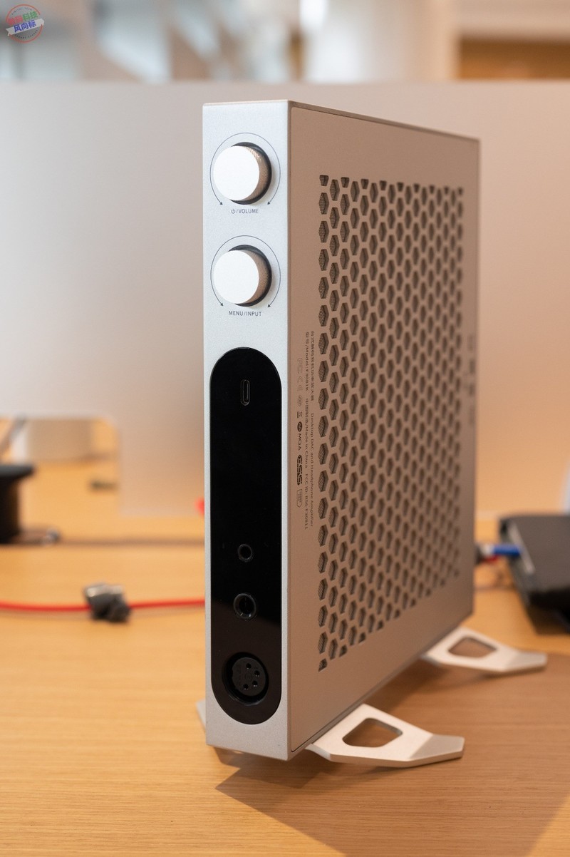 HiFi桌搭的新选择，更符合发烧友使用习惯的飞傲K19