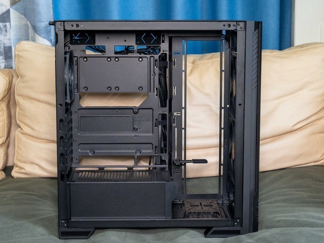 16CM双螺旋风扇加持，微星MPG VELOX 300R AIRFLOW PZ刀锋机箱晒单