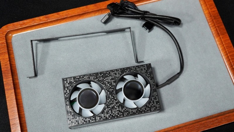 比性能模式提升多大？技嘉Z890 AORUS PRO ICE英特尔IPO套装实测