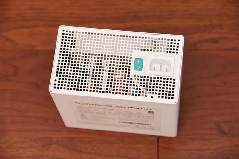 来自服务器血统的游戏主板—美超微C9Z790-CGW，打游戏怎么样？