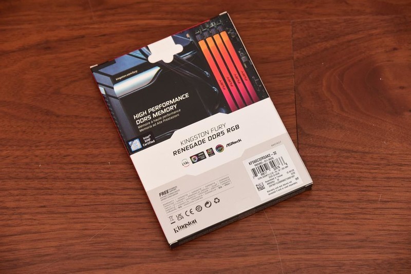 来自服务器血统的游戏主板—美超微C9Z790-CGW，打游戏怎么样？