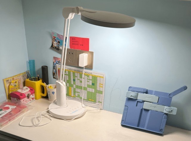 台灯护眼灯哪个牌子好？五款公认最好台灯推荐！